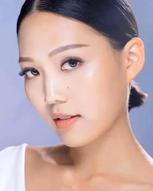 霍啟剛31歲堂妹：出身二房分家產低於1億，嫁入豪門住8層豪宅