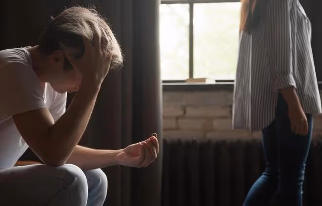 供女友讀完大學,她跟我提分手 如今我年入50萬,她又來求復合