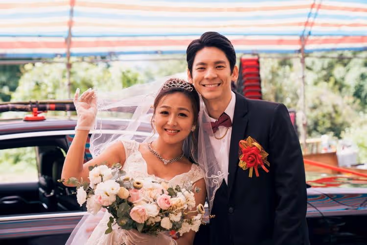林柏宏甜娶鳳梨公主　婚紗照曝光