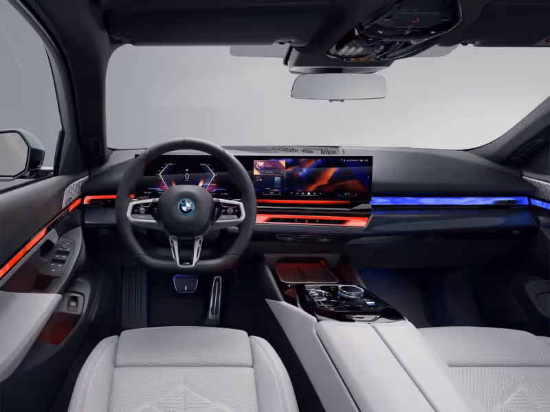 純電豪華旅行車要來了　BMW i5 Touring即日起339萬元起開放預售
