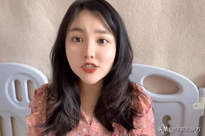 江西美女主持人,為丈夫放棄事業隨軍,如今部隊帶娃成人生贏家