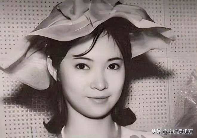 謝賢:31歲創辦公司,與小49歲女星戀愛,晚年獲影帝成人生贏家