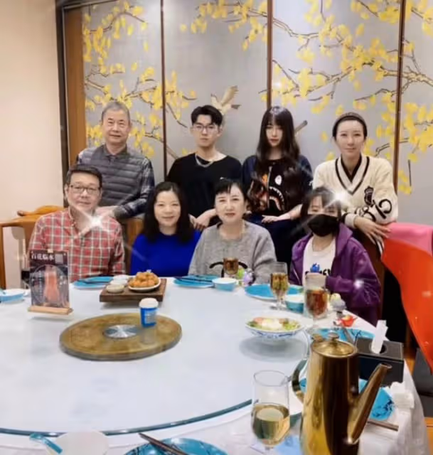 焦菊隱之子焦世寧去世,享年59歲,生前常熬夜喝酒,兒子曬搶救照