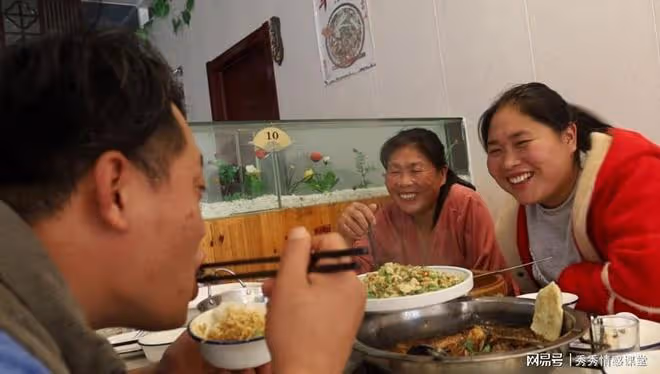 14年前，兒子堅持花10萬給我補繳社保，親戚笑我，現在羨慕壞了
