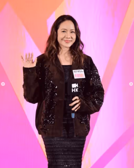 離婚逾半年現身!45歲影後「身材大走針」腫一圈 眼尖網友揪細節「大讚還是女神」:背後下苦功