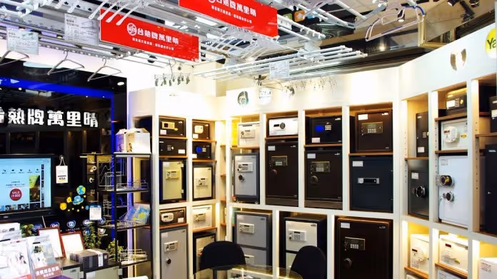 耐用30年!家中挖出「絕版烘衣神機」喚起古早回憶 網友曝「公司最後倒了」大嘆:害到自己
