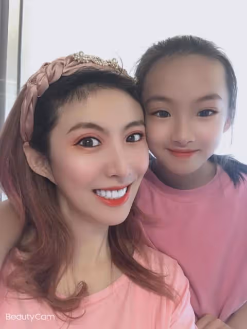 流產多達10次!53歲本土女星「不麻醉縫子宮」只為保胎 悲嘆「小孩出生4天插管走了」她哭喊:要回來找我