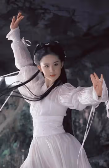 古裝女神:劉亦菲與唐嫣,相比之下,誰更勝一籌
