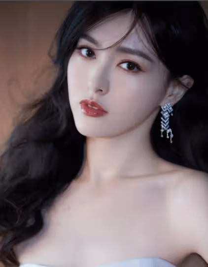 古裝女神：劉亦菲與唐嫣，相比之下，誰更勝一籌