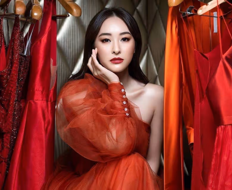 TVB點名力捧六大女星,高顏值花旦王敏奕背靠曾志偉,或最先上位