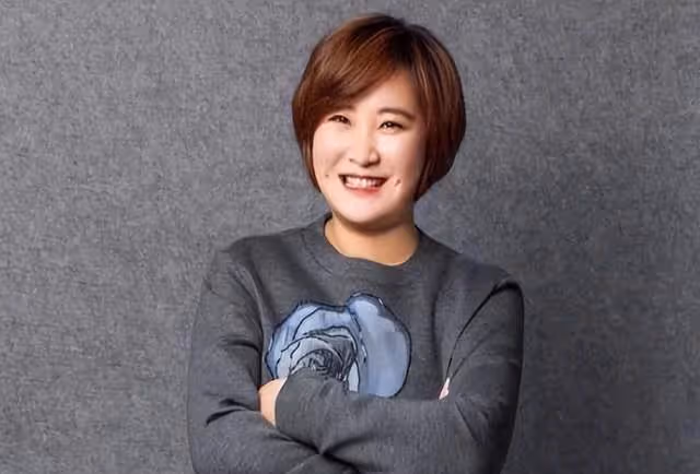 賈玲問董宇輝:古爾納專場英語翻譯多少錢一天?董宇輝回復超搞笑