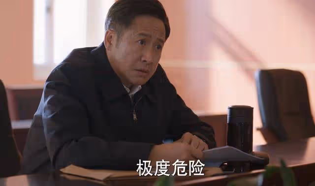 《江河日上》大結局中,手握底牌還尋死的王武,成了整部劇的笑話