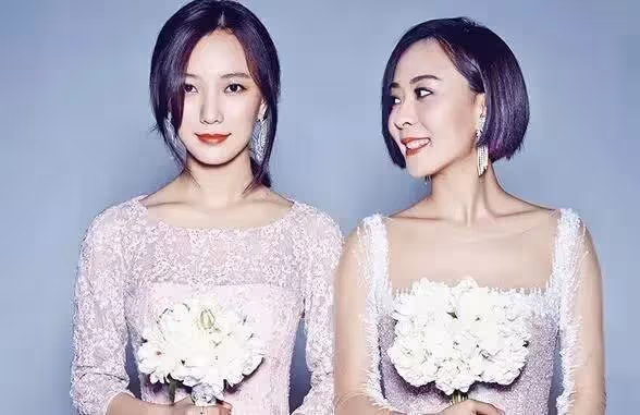 妹妹是當紅演員,姐姐是春晚姐,可很少有人知道兩人是親姐妹