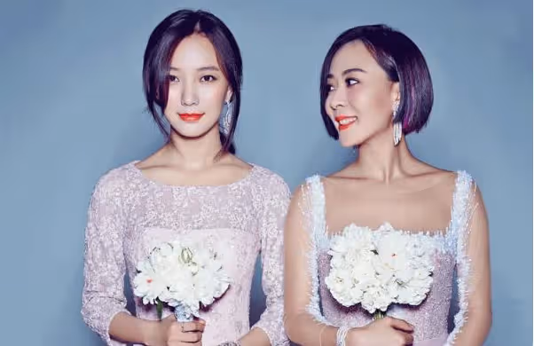 妹妹是當紅演員,姐姐是春晚姐,可很少有人知道兩人是親姐妹