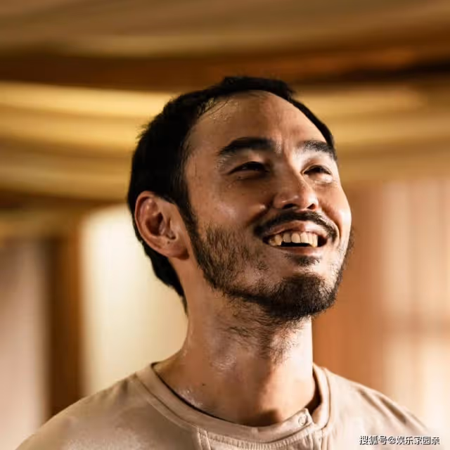 阮經天的「爆火」,讓多少「無戲可拍」的中年演員臉紅?