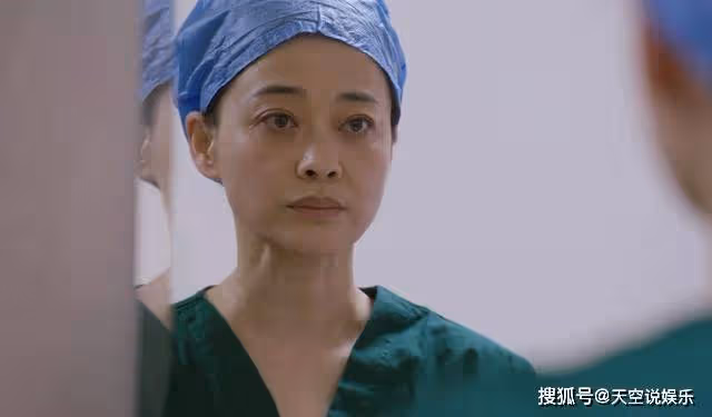《江河日上》手抖還敢做手術?肖雪隱瞞病情,違背了醫者道德