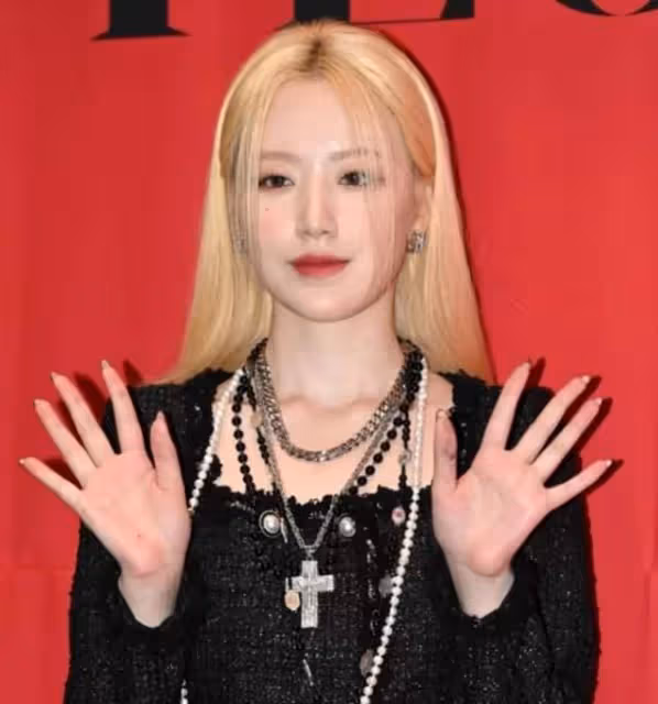 韓國知名女星，因病暫停活動，卻被目擊到處遊玩，引髮網友熱議