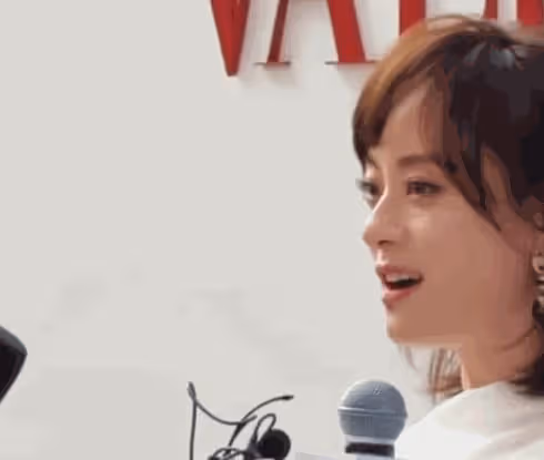孫儷「一臉兇相」算不算大美女？看她和范冰冰的活動圖就有答案