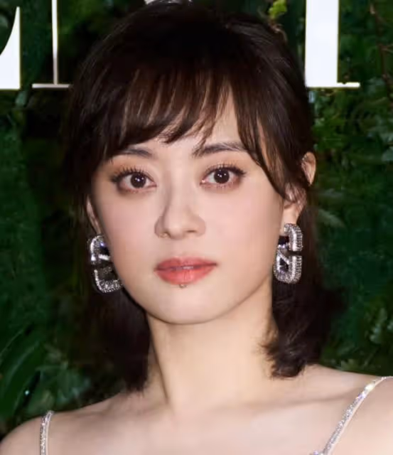 孫儷「一臉兇相」算不算大美女？看她和范冰冰的活動圖就有答案
