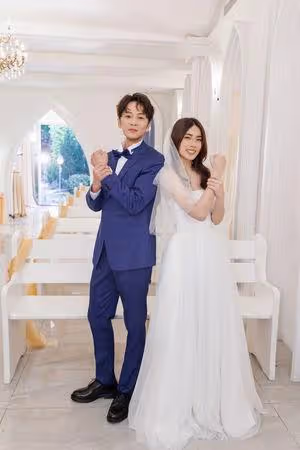 才新婚謝京穎3個月！　書偉「甜蜜婚禮照」外流...新娘竟是別人