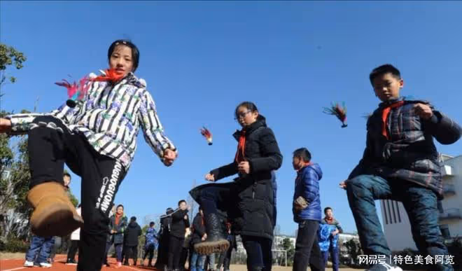 二月初五溜光節，有3習俗3禁忌3要吃，寓意：幸運相伴，家宅平安