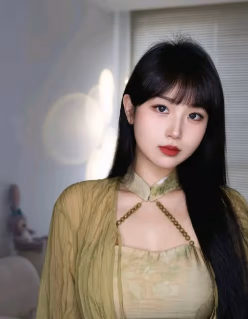 春天的浪漫自由,穿上碎花裙,擁抱生活的不期而遇