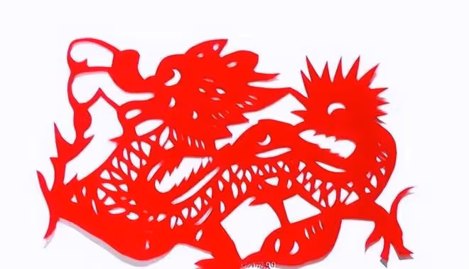一躍而上：生肖龍如何在人生的高峰穩穩立足？