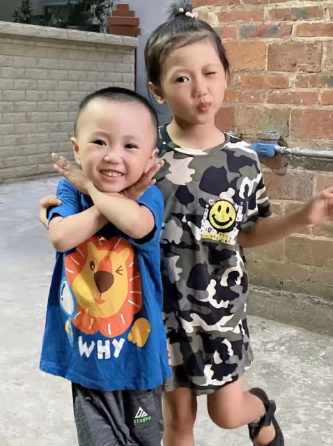 痛心!5歲男孩因媽媽未做產檢,重度貧血去世,兩年前姐姐去世