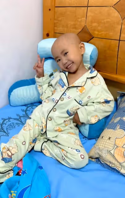 痛心!5歲男孩因媽媽未做產檢,重度貧血去世,兩年前姐姐去世