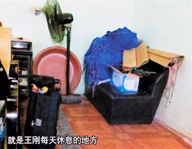 湖北男子為打遊戲,10年不與父母聯繫,臨終遺言:別賣我帳號