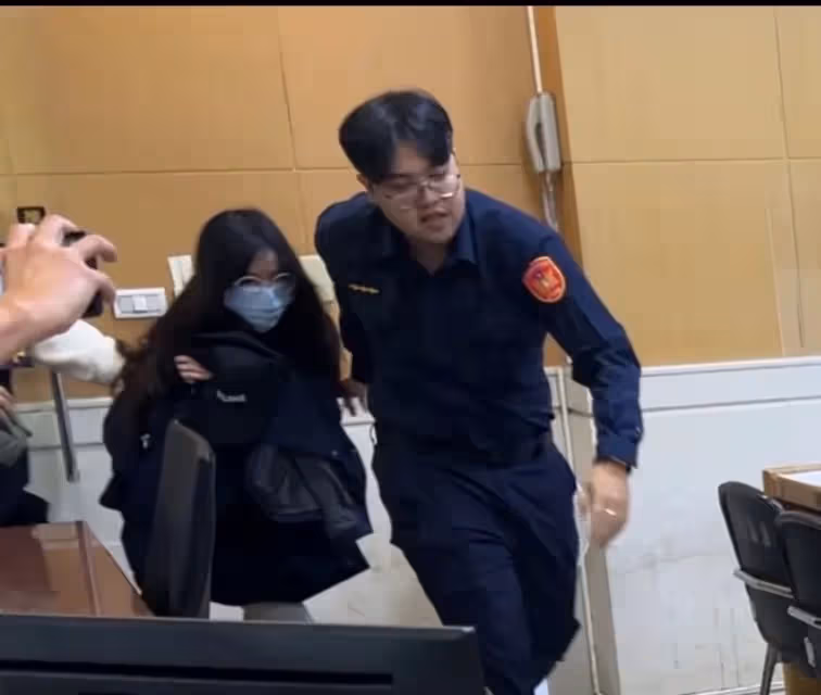阿沁愛妻持毒無保請回！　花花鞠躬道歉「個人行為和老公無關」：會好好面對錯誤