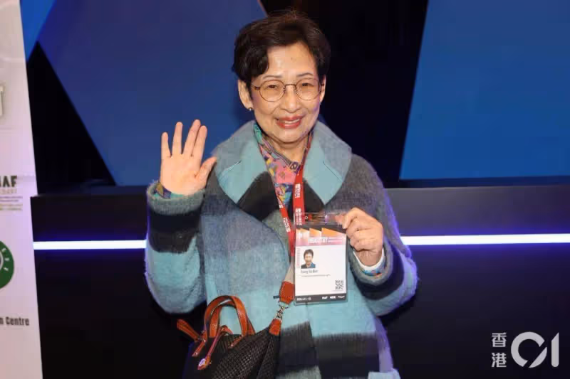 又一TVB女星宣布離巢!直言戲份越來越少,與TVB制度已不適合!