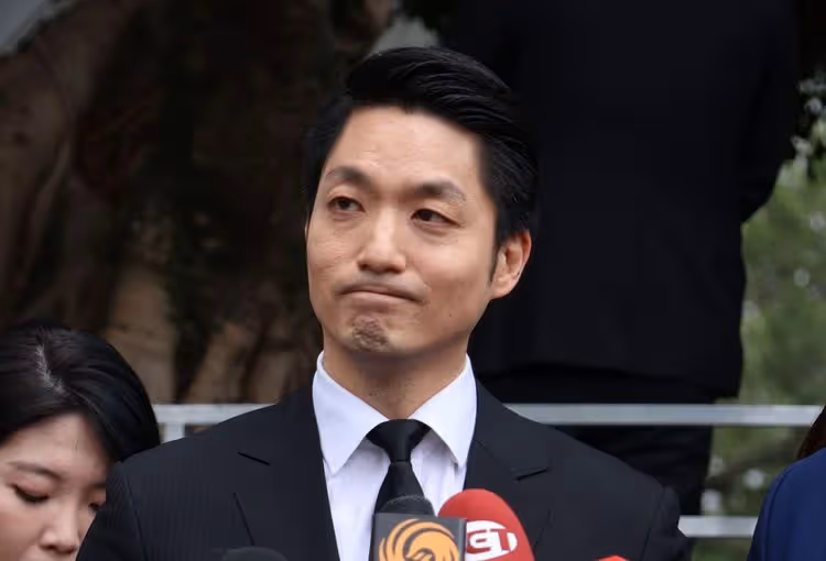 蔣萬安為虐童案現身行政院！　「沒有人是局外人」籲訊息共享增加第三雙眼