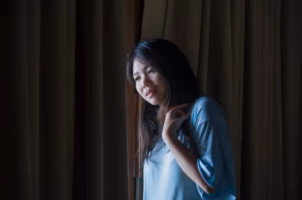 50歲退休後!她本來過著幸福的日子「直到再逢初戀」 只因「做了1件蠢事」如今後悔莫及