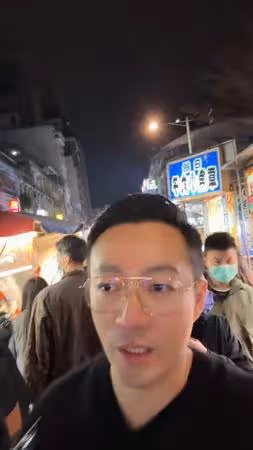 汪小菲現蹤寧夏夜市吃路邊攤! 傳想在台灣買房:要好好攢錢了