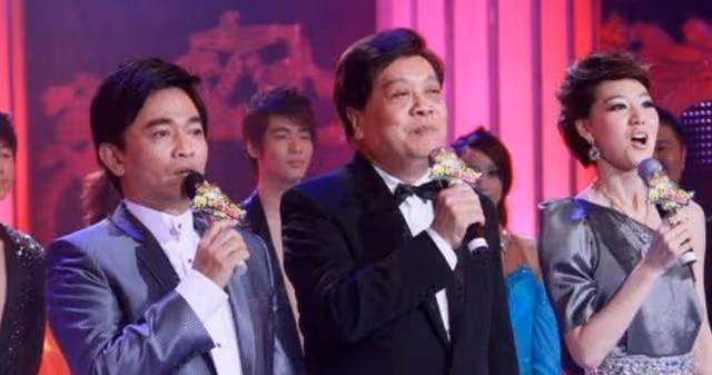 她曾被李詠、趙忠祥看好,卻遭遇電視「退回」,後被曝當富豪小三