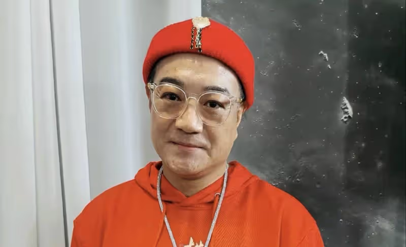TVB知名老戲骨魯振順拒絕結婚,把女友當老母,自曝兩人沒有房事