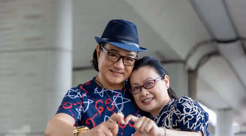 TVB知名老戲骨魯振順拒絕結婚，把女友當老母，自曝兩人沒有房事