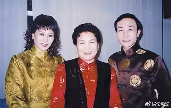 太可怕！中戲院長強調演員文化的重要性，網友拿藝術家趙麗蓉反駁