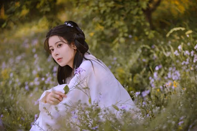 趙昭儀下班圖引熱議,網友:女明星的接地氣新境界!