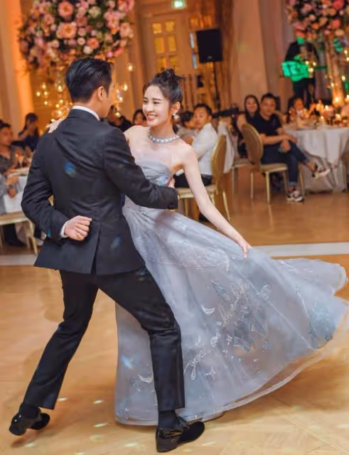 唐藝昕曝曾拒絕張若昀求婚！模範夫妻公開情侶文身的由來好甜