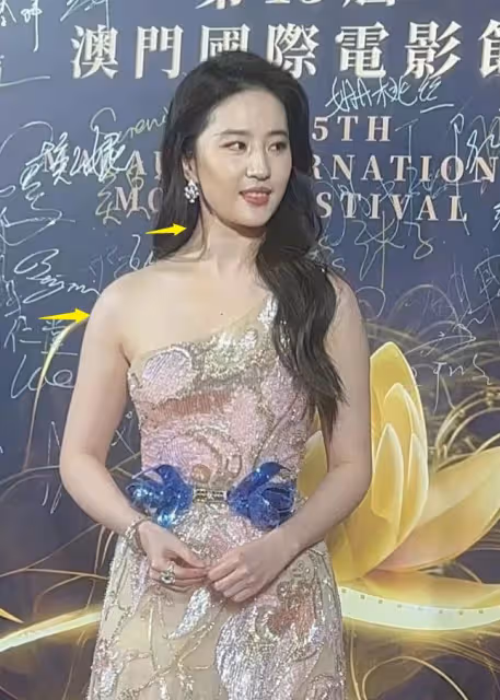女明星真生圖來啦!劉浩存靈氣沒了,周冬雨胖了,劉亦菲脖子粗!