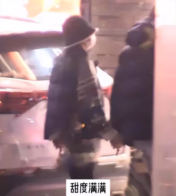 知名90花和「小鮮肉」同居,戀愛完整時間線被扒,疑似知三當三!