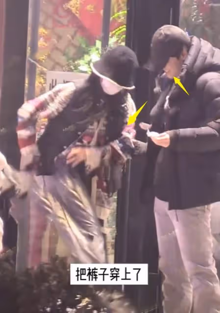 知名90花和「小鮮肉」同居,戀愛完整時間線被扒,疑似知三當三!