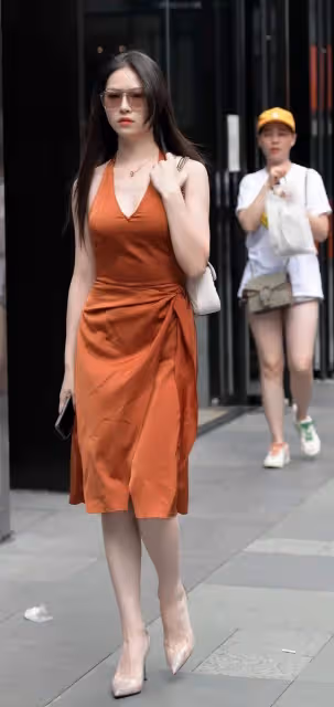 簡約之上,讓基礎款成為你的時尚名片