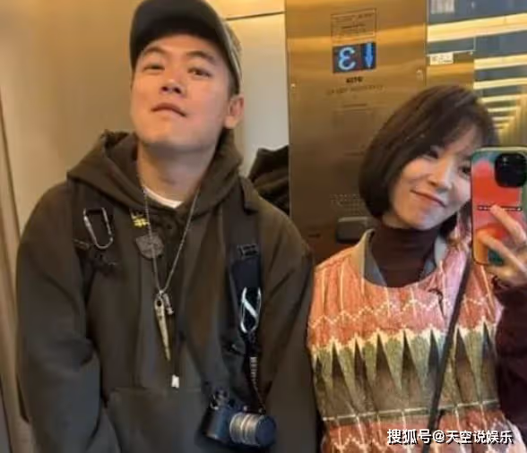 黃雅莉官宣生子,超女小女生變身幸福媽媽!