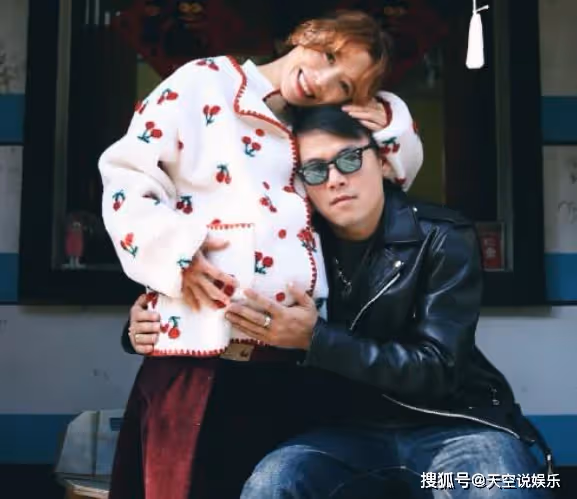 黃雅莉官宣生子,超女小女生變身幸福媽媽!