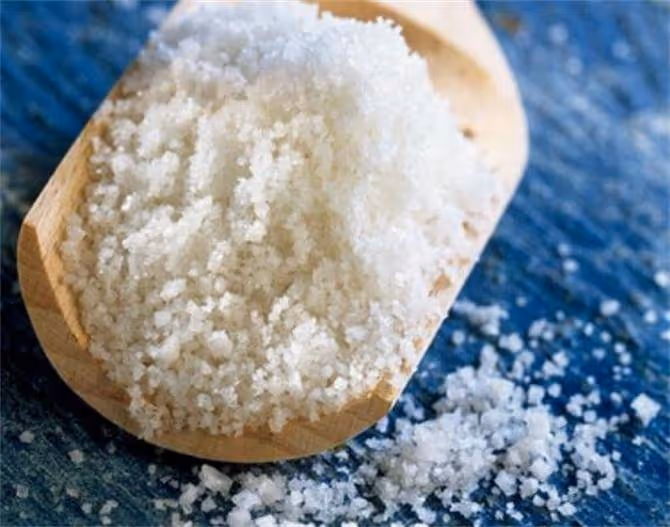 青藏鹽和海鹽哪個好？海鹽和其他食用鹽有什麼區別？