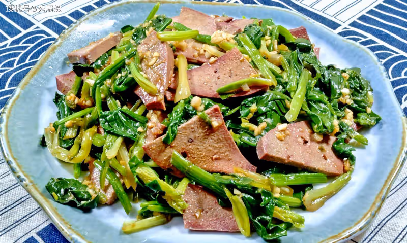 春天這肉要多吃，比豬肉便宜，比羊肉滋補，簡單一做，營養又解饞