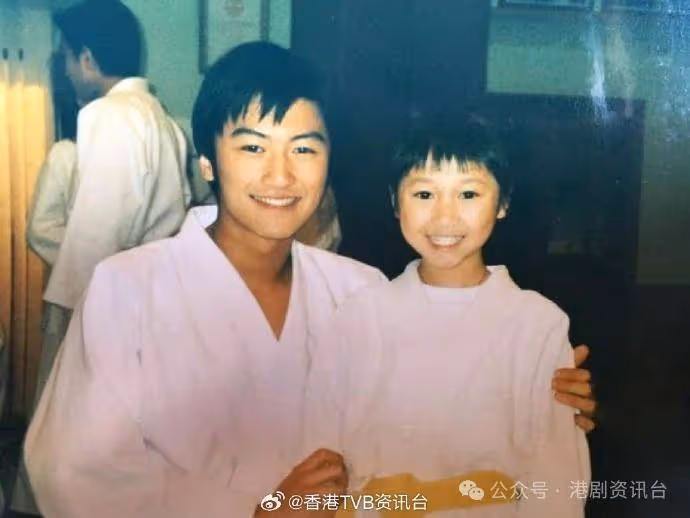 恭喜恭喜!34歲TVB童星花旦率先公開婚紗相